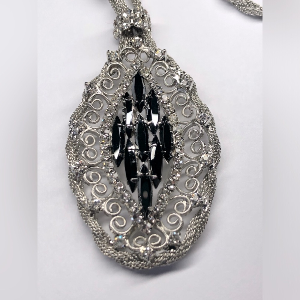 Vintage Daisy Lane D&E “Juliana” Hematite and Rhinestone Necklace - Picture 3 of 8